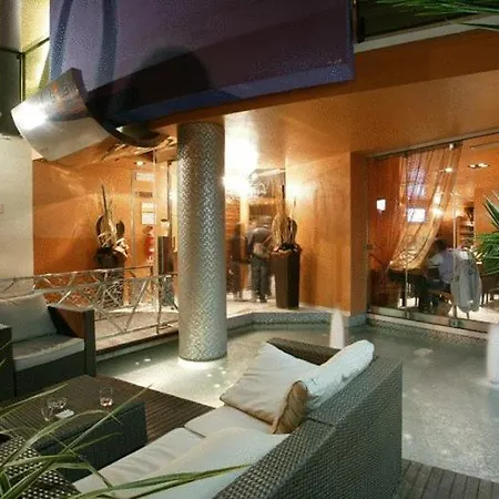 Riva Blu Aparthotel 3*