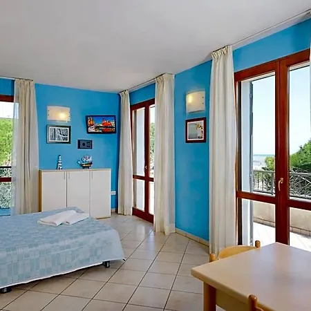 Aparthotel Riva Blu 3*
