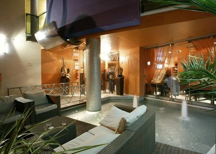 Riva Blu Aparthotel 3*